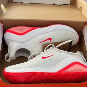 Nike Air Zoom Bella 7 Women’s Training Shoes in White / Bright Crimson